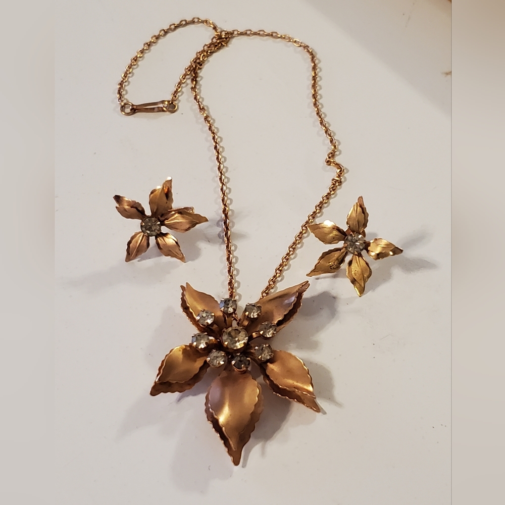 Vintage gold set earrings & necklace Brooch B.N. bugbee & Niles flower crystals
